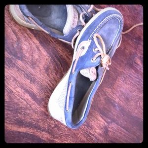 Navy & Tan Oats Sperrys